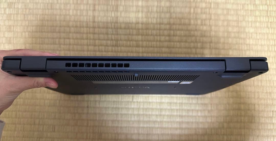 Dell Vostro 3400. Core i3-1115G4. メモリ8gb