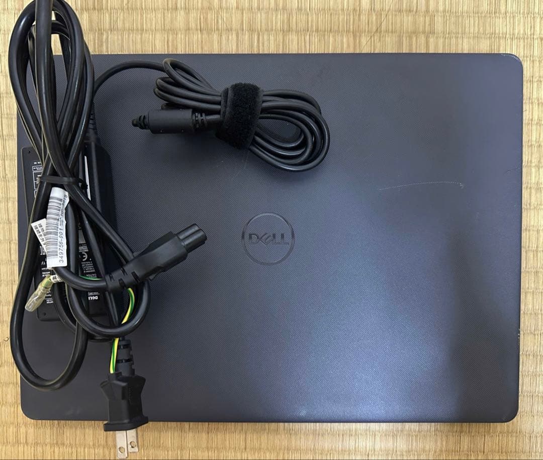 Dell Vostro 3400. Core i3-1115G4. メモリ8gb