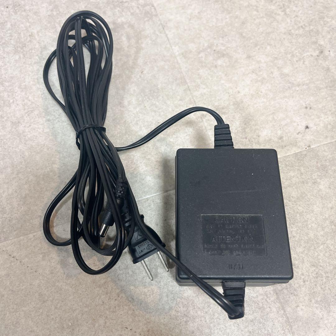 YAMAHA 電子ピアノ76鍵盤Portable grand NP30