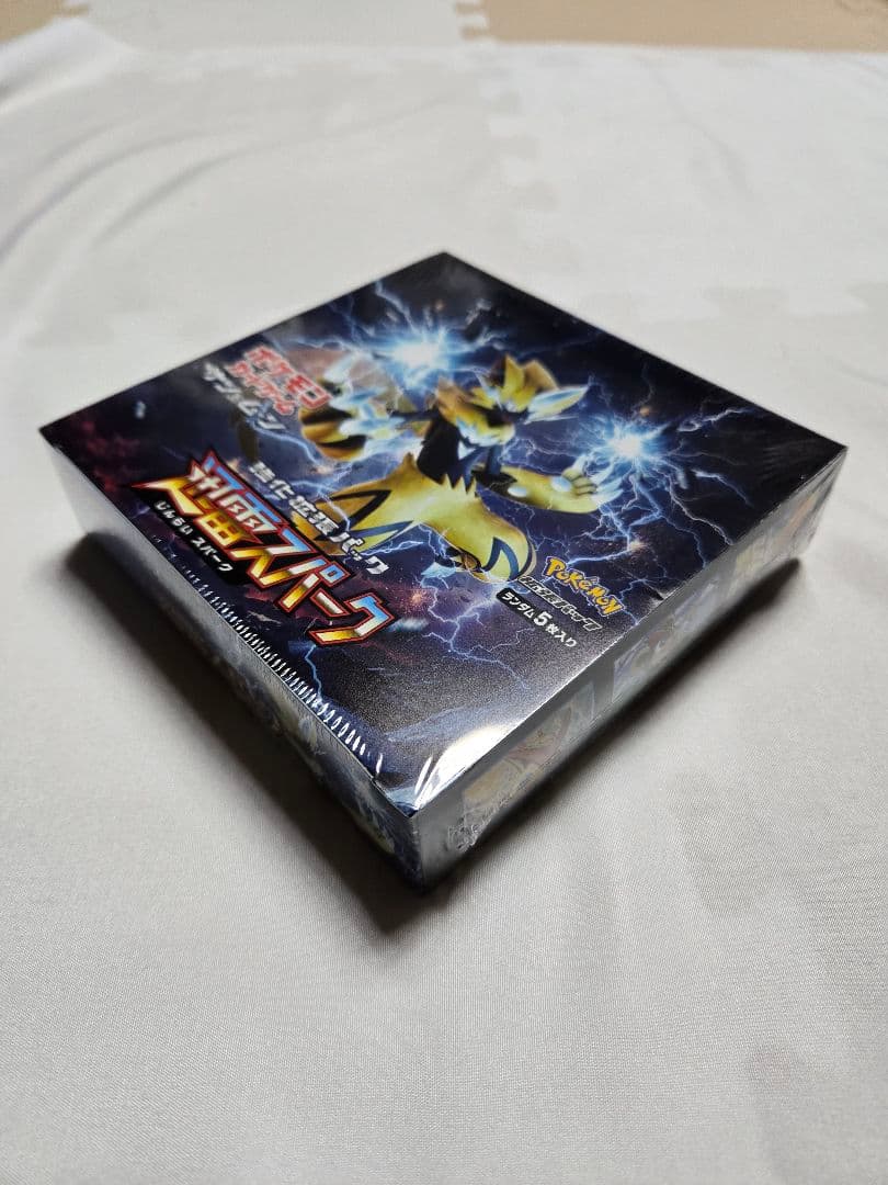 迅雷スパーク BOX 新品未開封シュリンク付き　ポケモンカードゲーム
