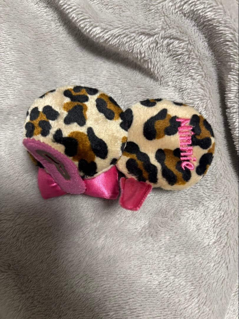 ディズニー ミニーちゃん ヒョウ柄　ヘアピン