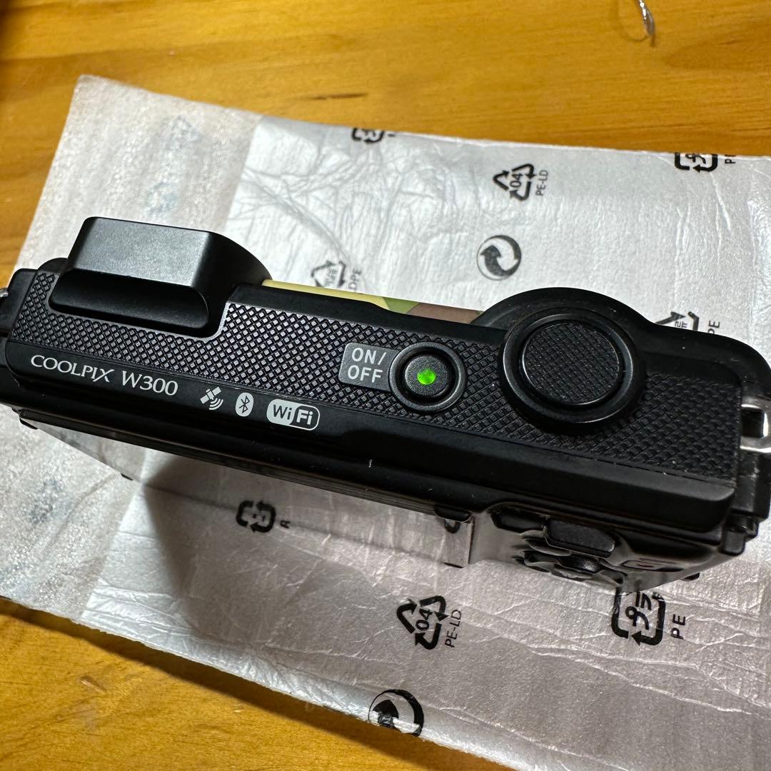 Nikon COOLPIX W300 デジカメ ほぼ新品 5975