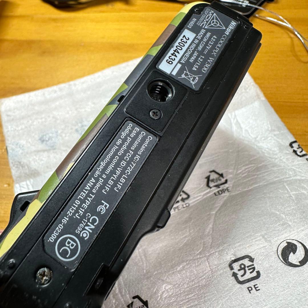 Nikon COOLPIX W300 デジカメ ほぼ新品 5975