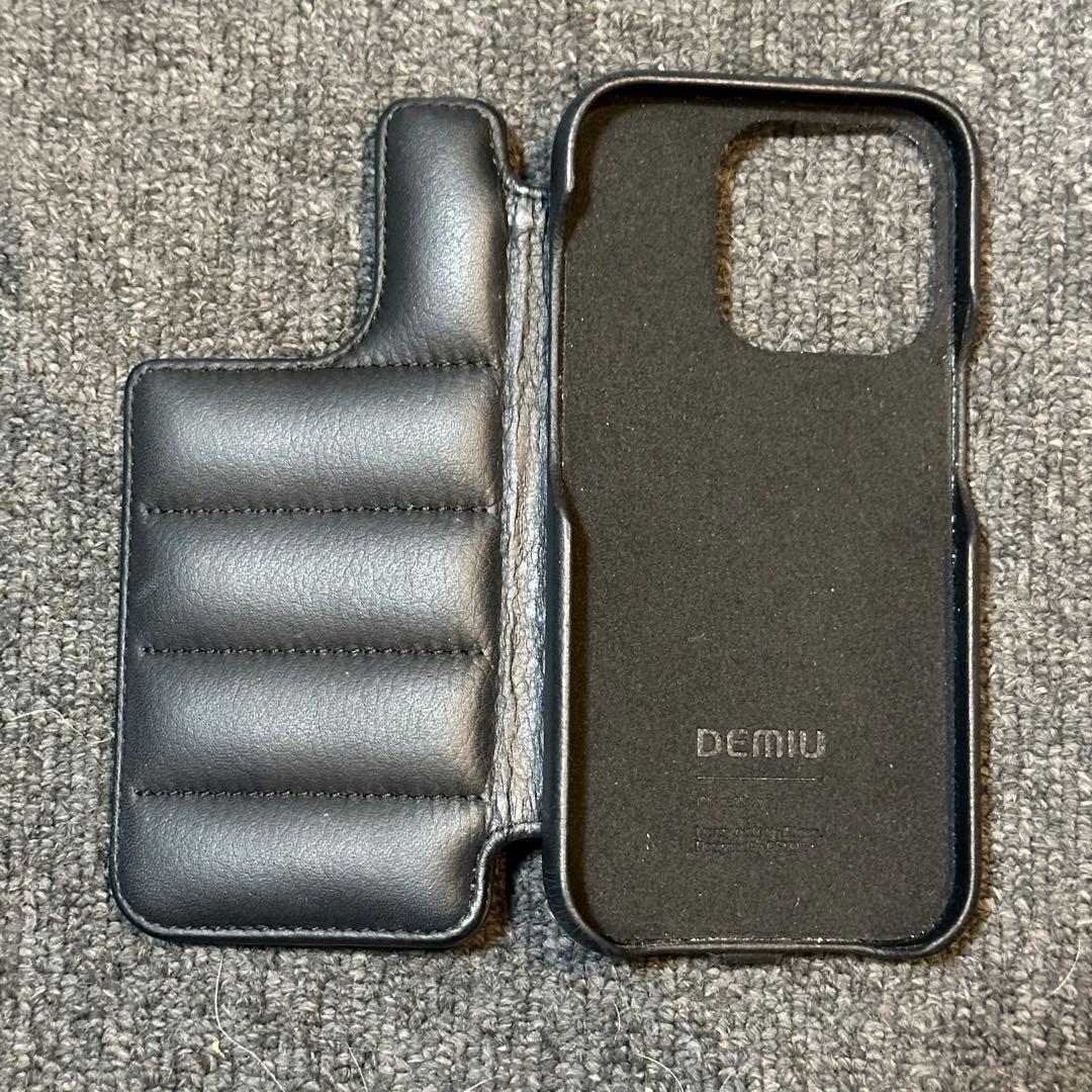 DEMIU BALLON iphone15 Proブラック スマホケースデミュウ