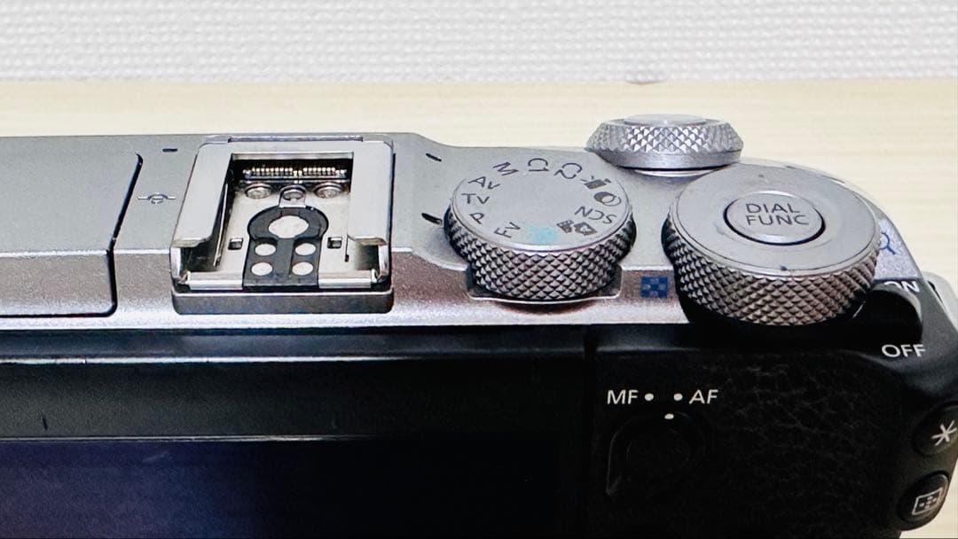 Canon M6MK II シルバー ★本体のみに変更★
