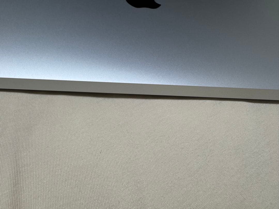 ほぼ未使用品 MacBook Air M1 8GB 256GB シルバー