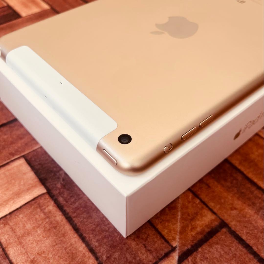 【美品】Apple iPad mini3 Wi-Fi Cellular 64GB