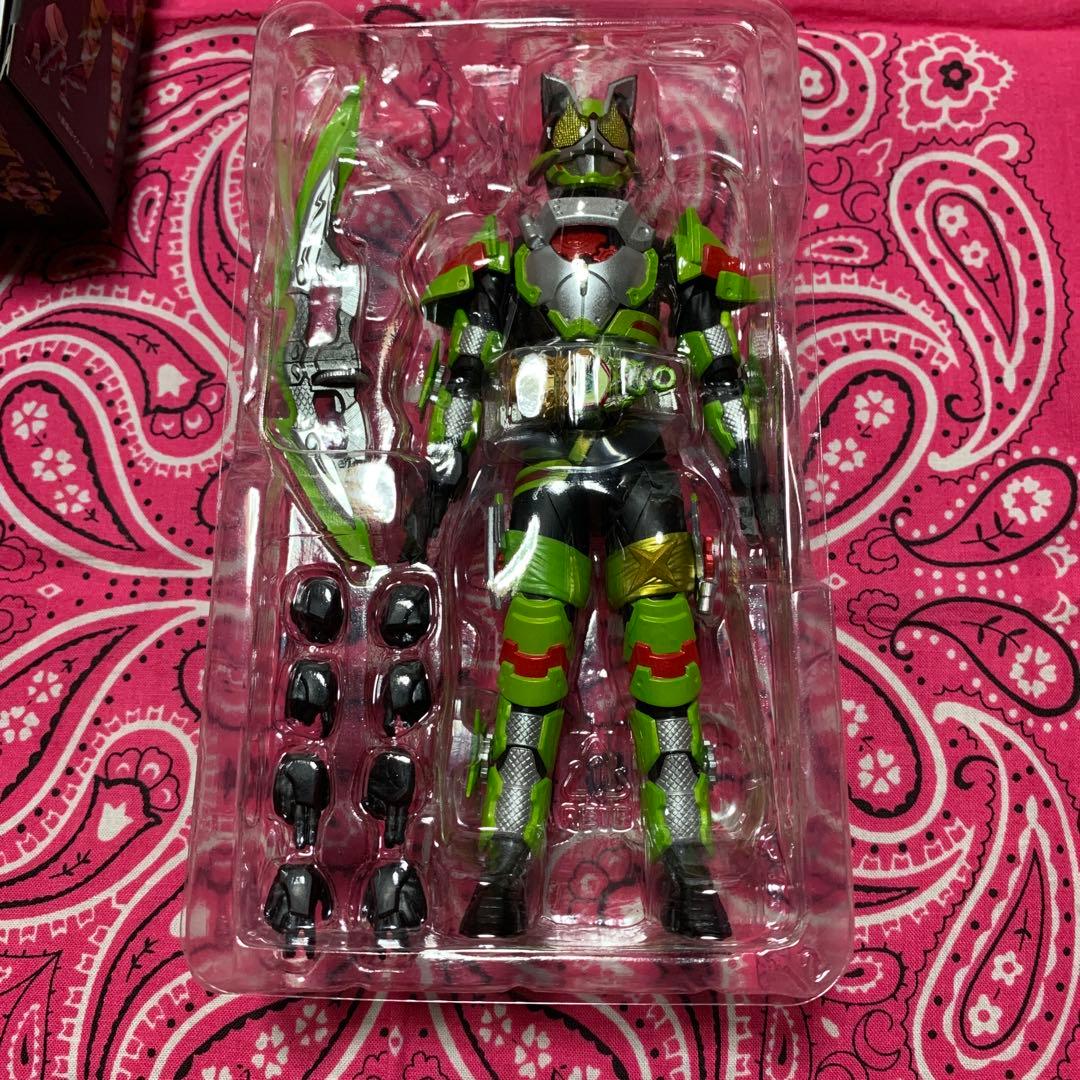 S.H.Figuarts 仮面ライダータイクーン フィーバーニンジャ ケケラ無し