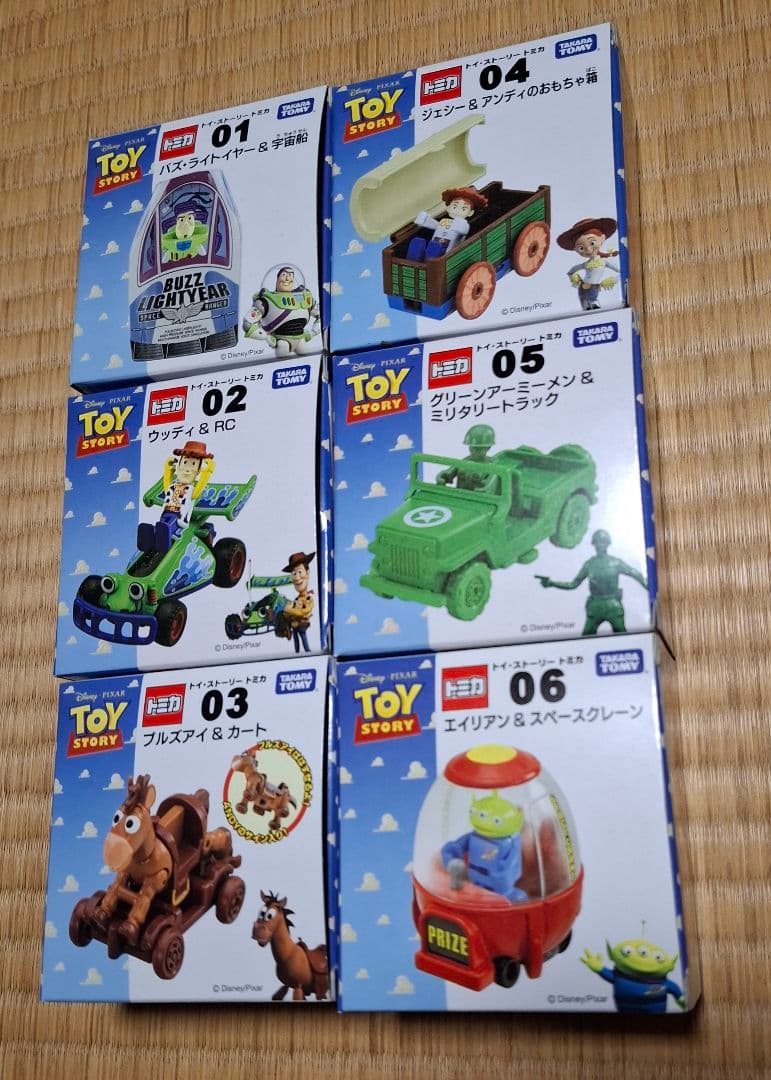 ディズニートミカ　トイ・ストーリー　パノラマバッグ　トミカ18台　計19点セット