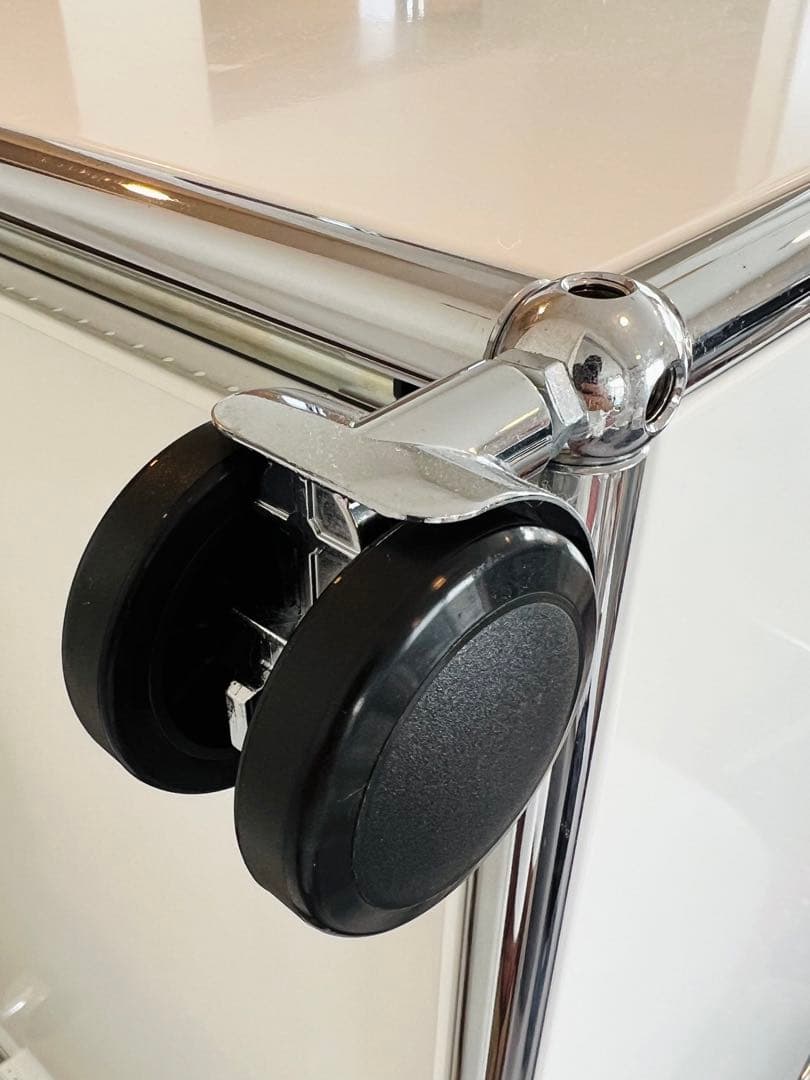 USM Haller(USMハラー):ユニットキャビネット 2列2段(ホワイト)