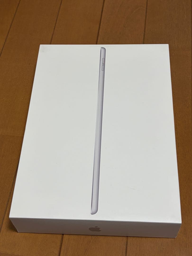 【極美品】iPad 第7世代 Wi-Fi 32GB [シルバー］液晶傷なし