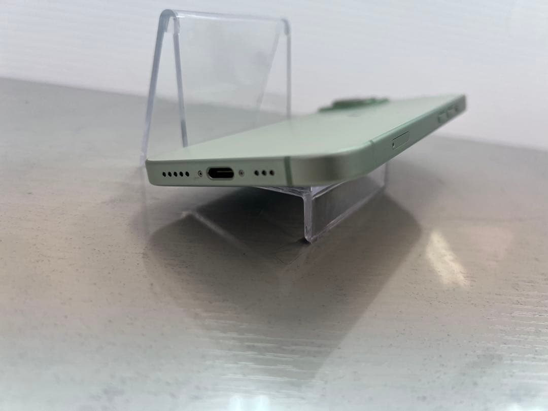 希少　iPhone 15 128GB グリーン　SIMフリー