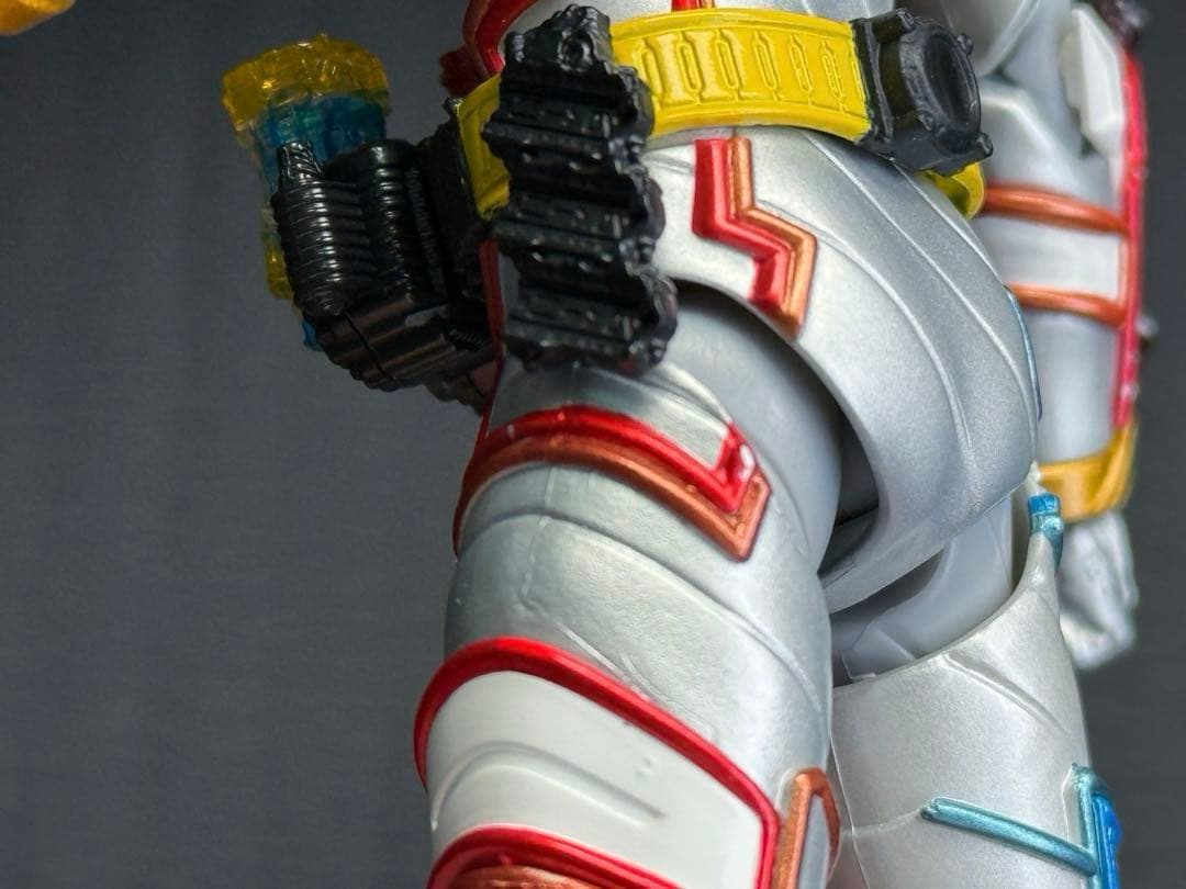 S.H.Figuarts / 仮面ライダービルド ジーニアスフォーム