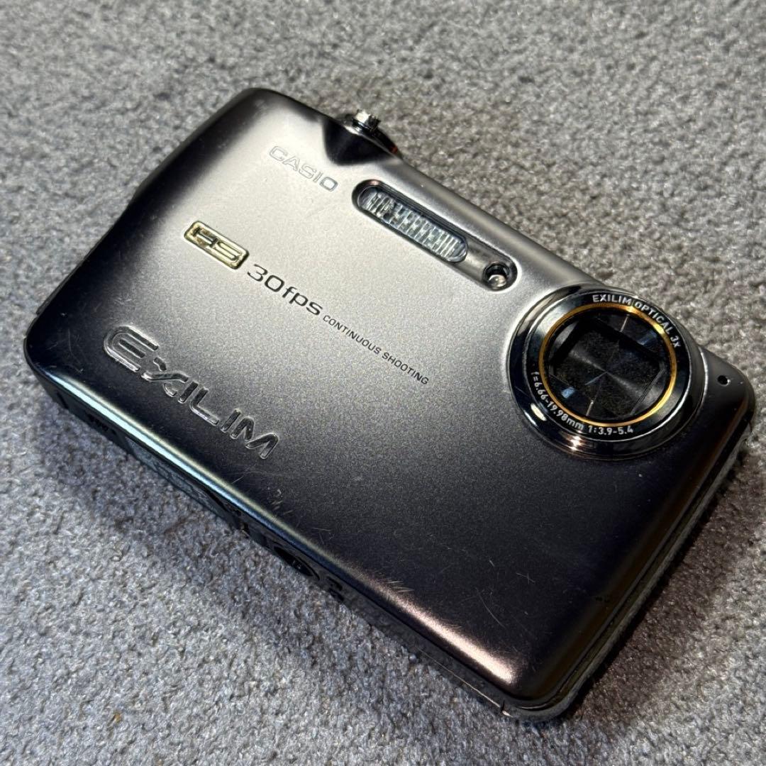 ☆動作OK CASIO EXILIM EX-FS10 バッテリー付き