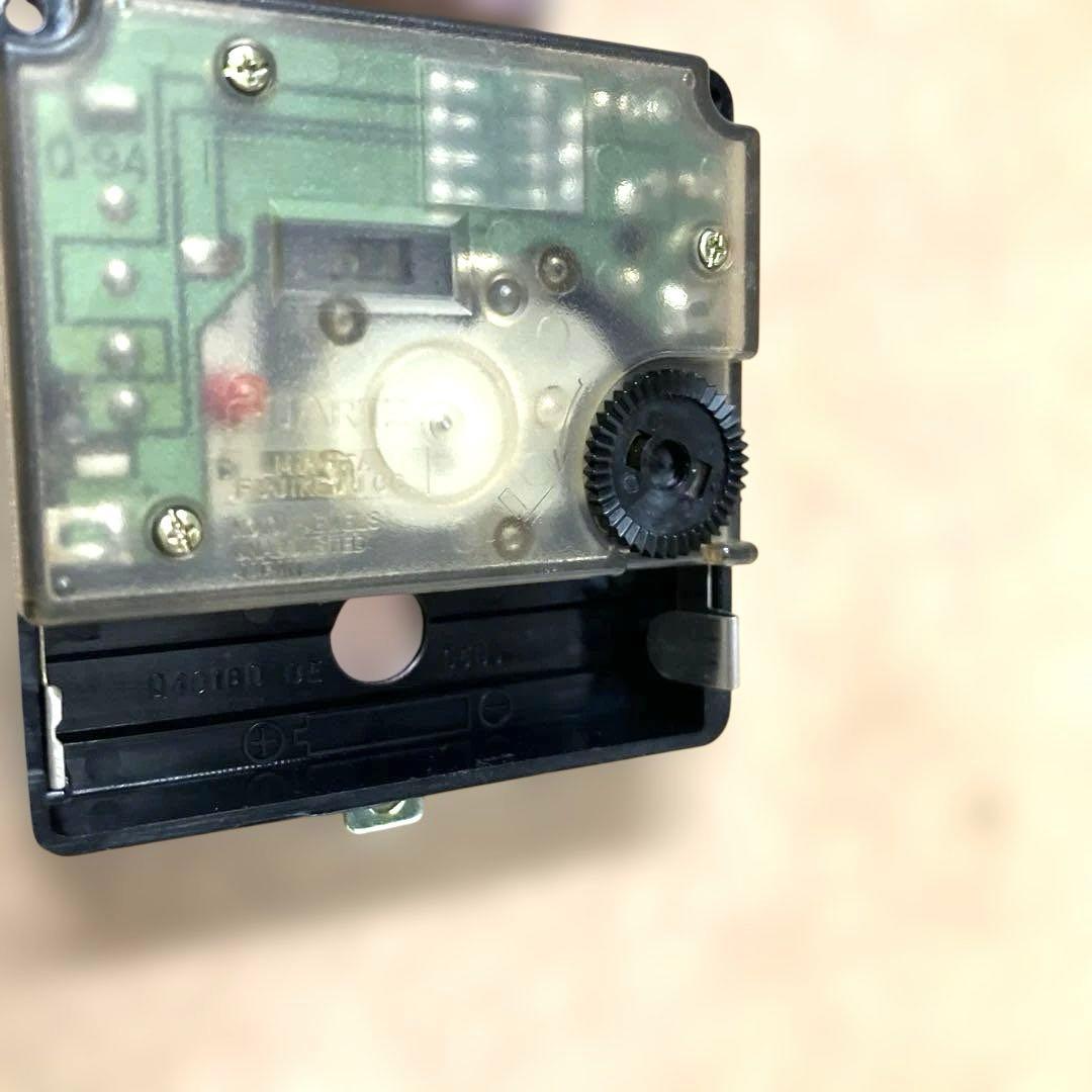 ESH030 松任谷由実オリジナル時計　The Gates of Heaven