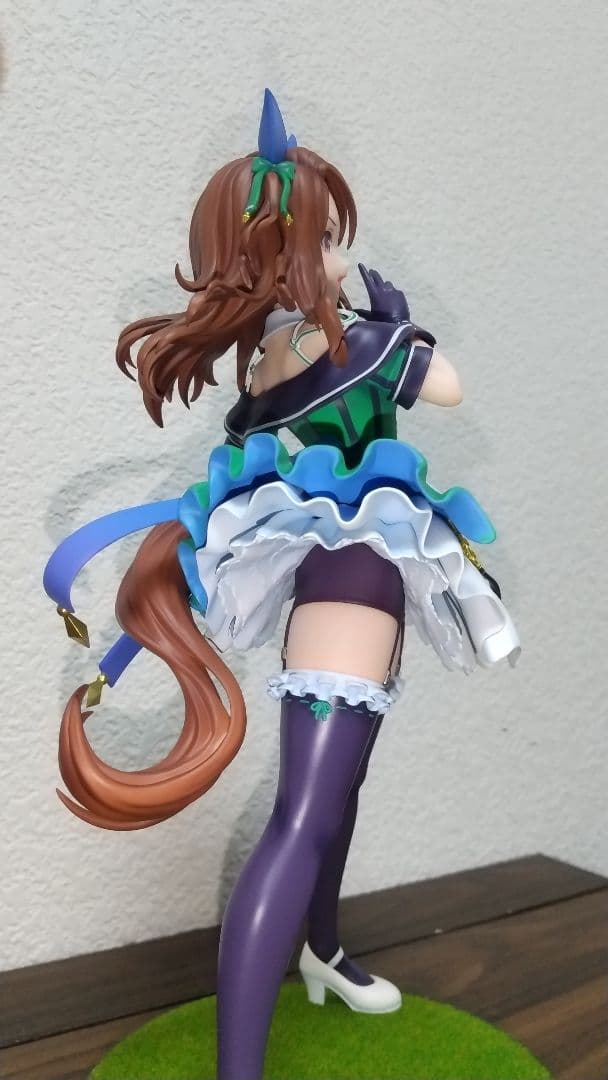 ウマ娘 プリティーダービー キングヘイロー 1/7スケール 塗装済み完成品