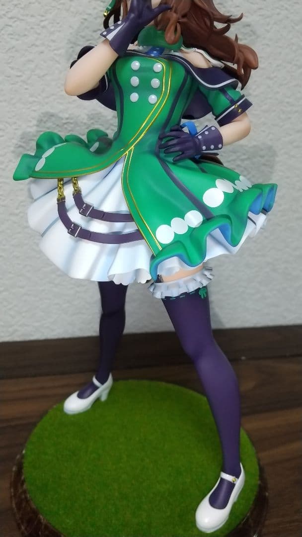 ウマ娘 プリティーダービー キングヘイロー 1/7スケール 塗装済み完成品