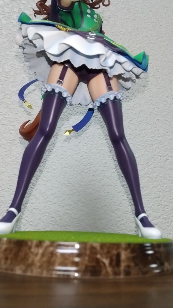 ウマ娘 プリティーダービー キングヘイロー 1/7スケール 塗装済み完成品