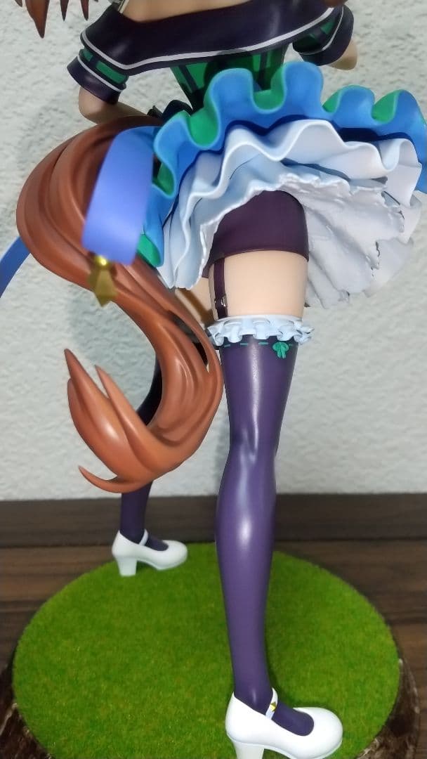 ウマ娘 プリティーダービー キングヘイロー 1/7スケール 塗装済み完成品