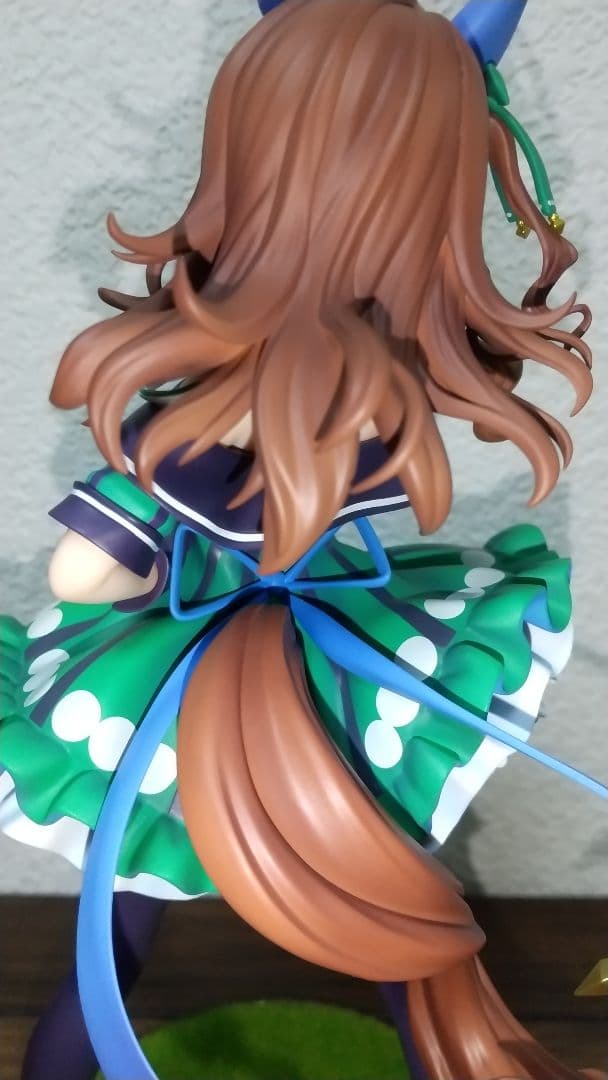 ウマ娘 プリティーダービー キングヘイロー 1/7スケール 塗装済み完成品