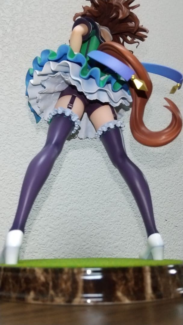 ウマ娘 プリティーダービー キングヘイロー 1/7スケール 塗装済み完成品