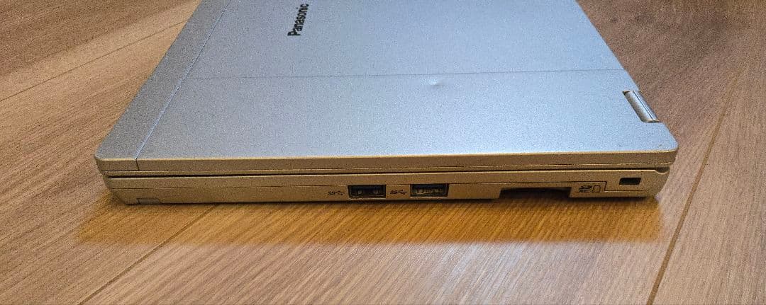 【累積時間少】Panasonic Let'snote CF-QV1 希少16GB