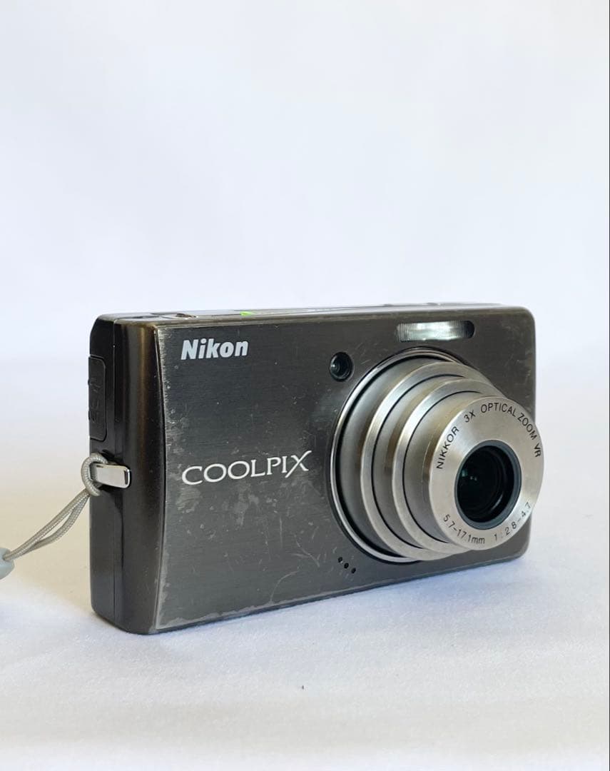 【完動品】Nikon Coolpix S500 デジタルカメラ 動作確認済み