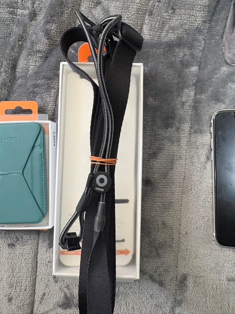 MOFT iphone 15 スマホアクセサリーセット　ショルダーストラップ