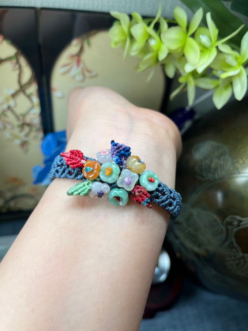 超美品❣️ハンドメイド品‼️天然A貨翡翠　個性、大きめのモクセイの花手編みブレス