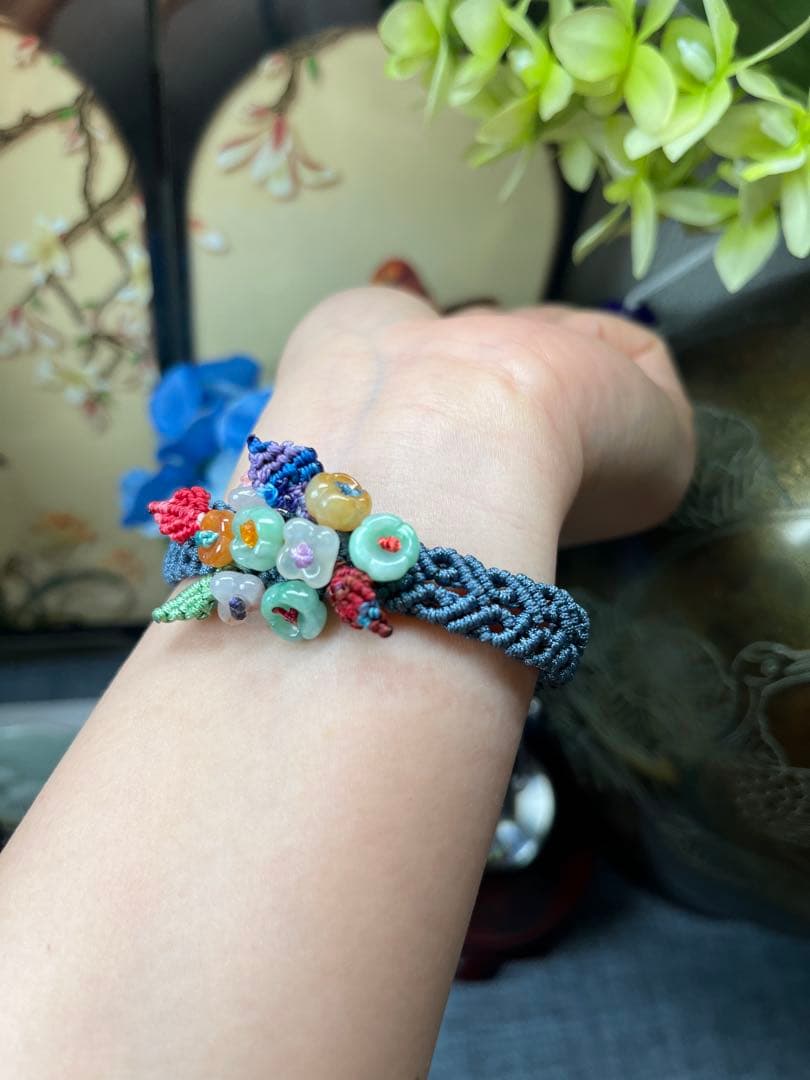 超美品❣️ハンドメイド品‼️天然A貨翡翠　個性、大きめのモクセイの花手編みブレス