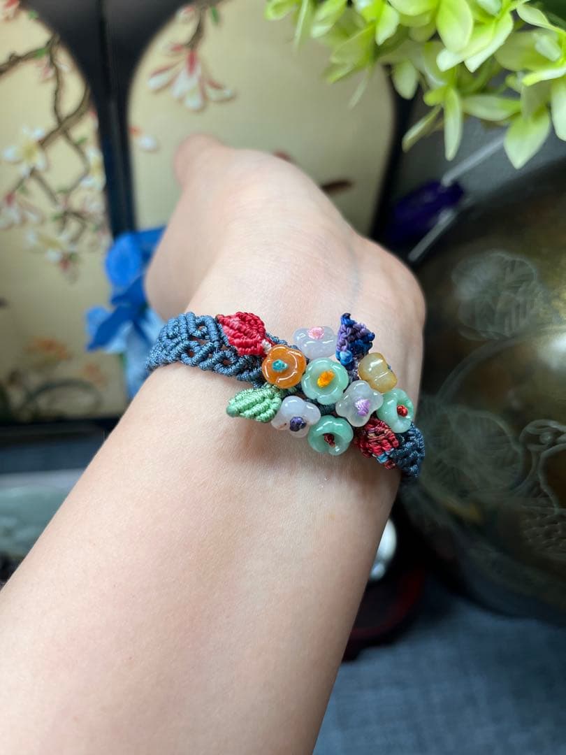 超美品❣️ハンドメイド品‼️天然A貨翡翠　個性、大きめのモクセイの花手編みブレス