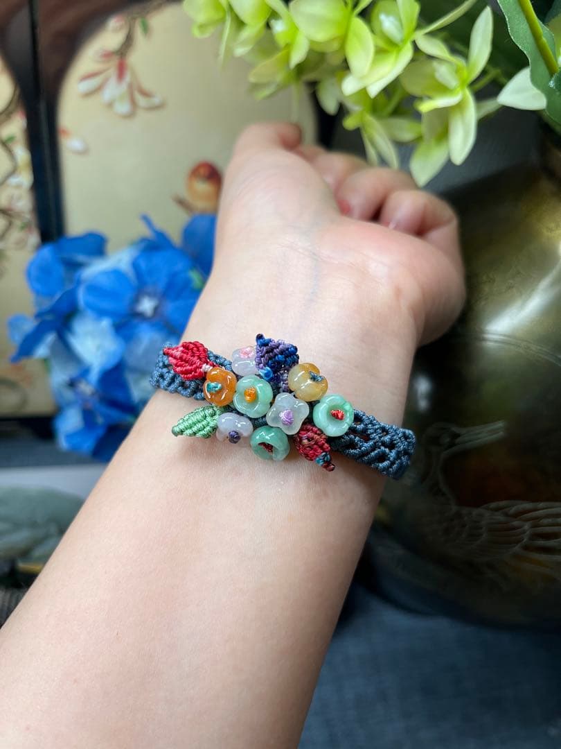 超美品❣️ハンドメイド品‼️天然A貨翡翠　個性、大きめのモクセイの花手編みブレス