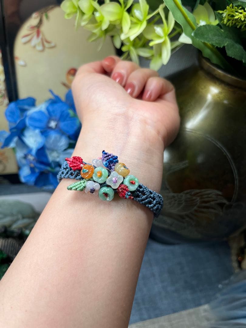 超美品❣️ハンドメイド品‼️天然A貨翡翠　個性、大きめのモクセイの花手編みブレス
