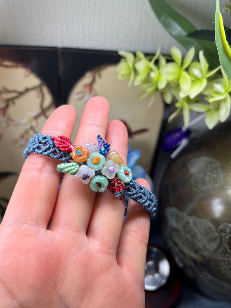 超美品❣️ハンドメイド品‼️天然A貨翡翠　個性、大きめのモクセイの花手編みブレス