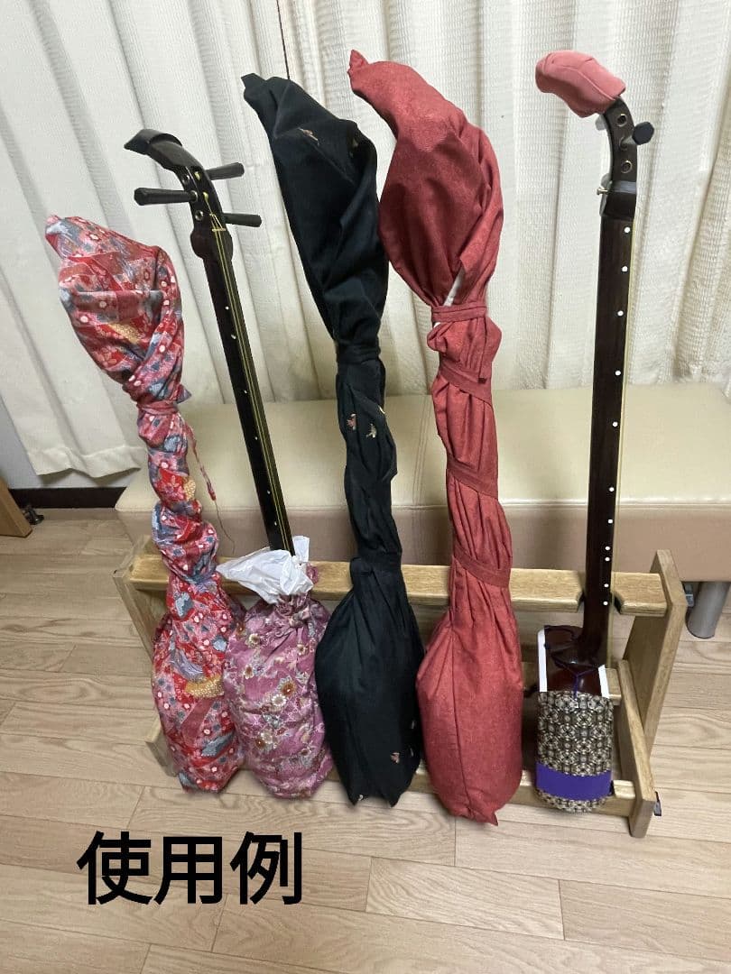 ♪手作り　三味線用スタンド木製 5丁並び　桜モデル　細棹　津軽　三線♪