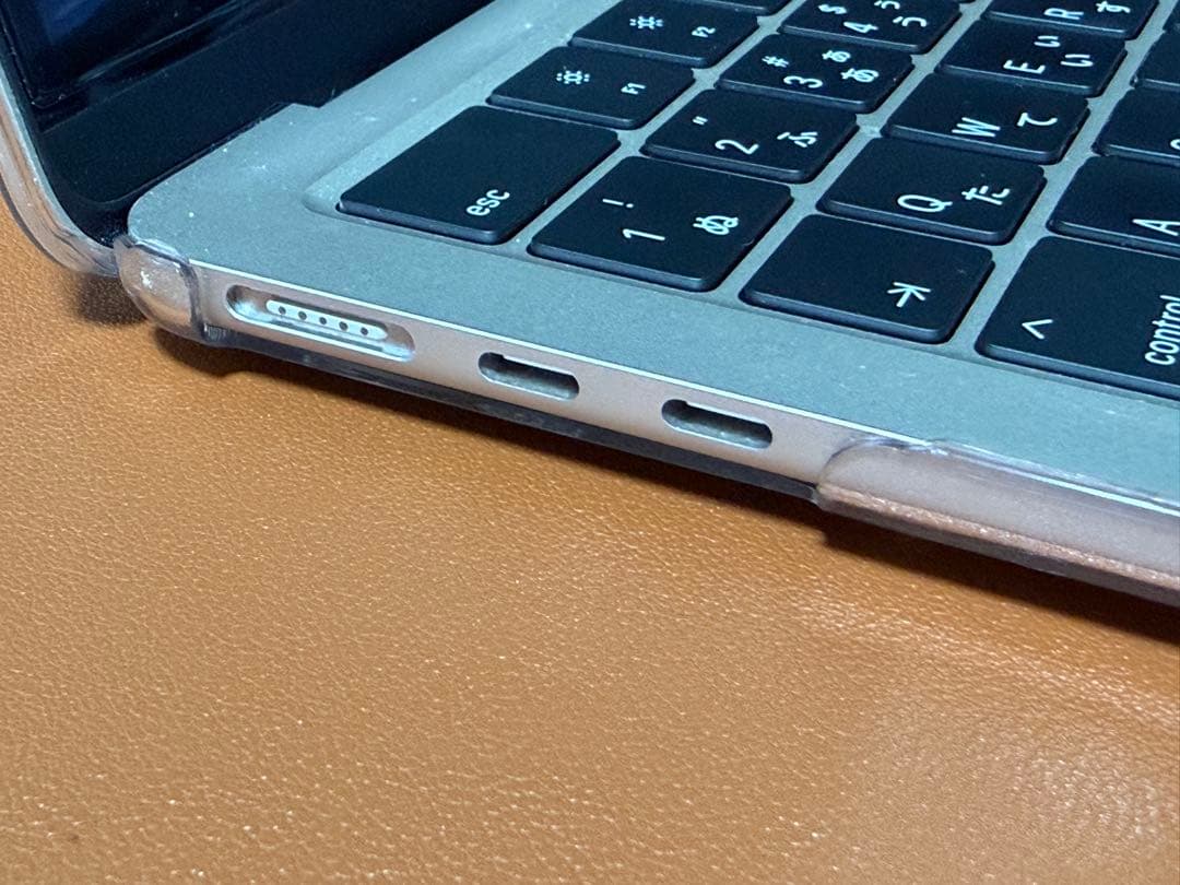 【美品】MacBook Air M2 24GB/1TB カスタムモデル