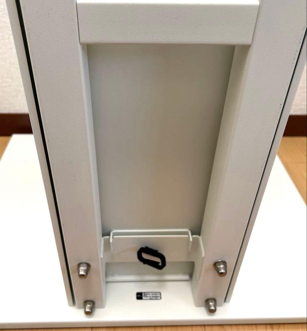 WALL V2 ロータイプ テレビスタンド ホワイト EQUALS