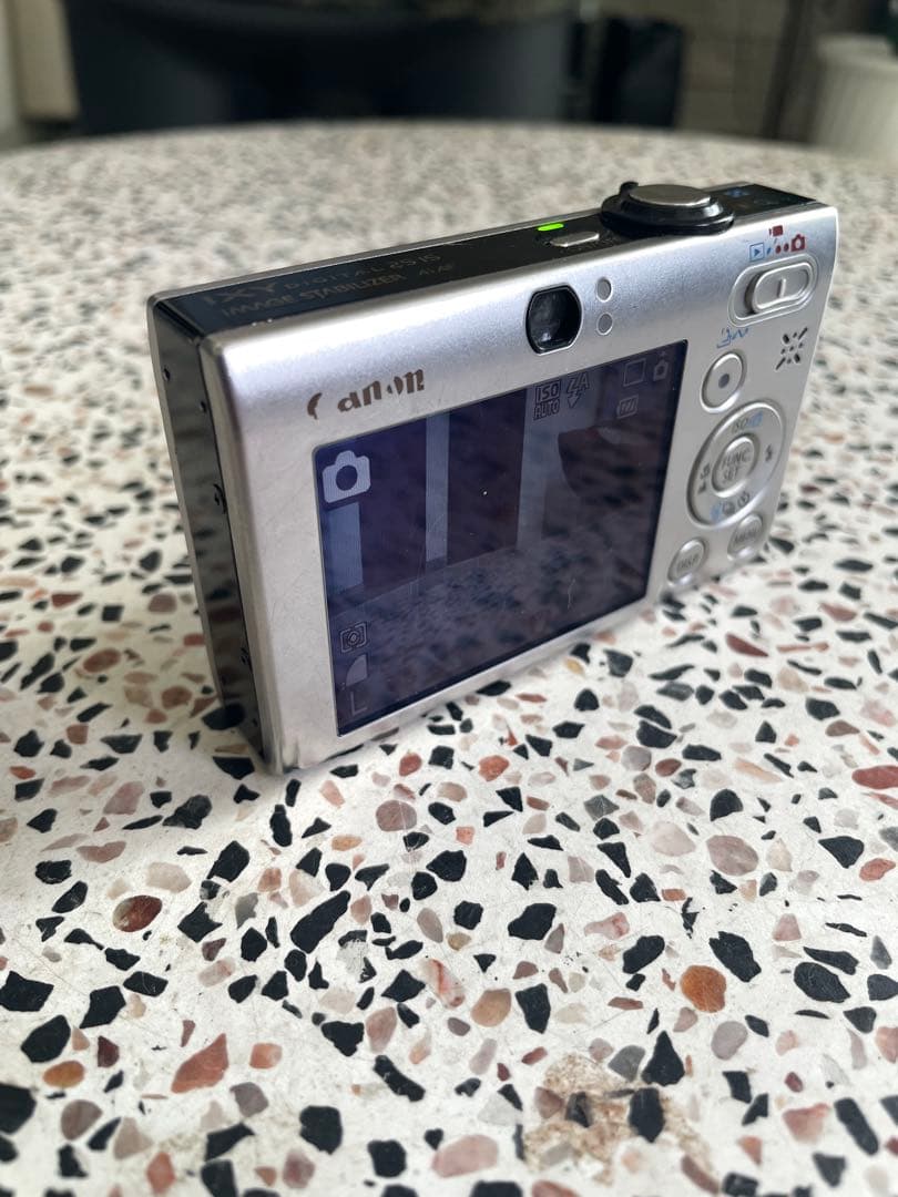 【中古】Canon IXY DIGITAL 25 IS PC1262