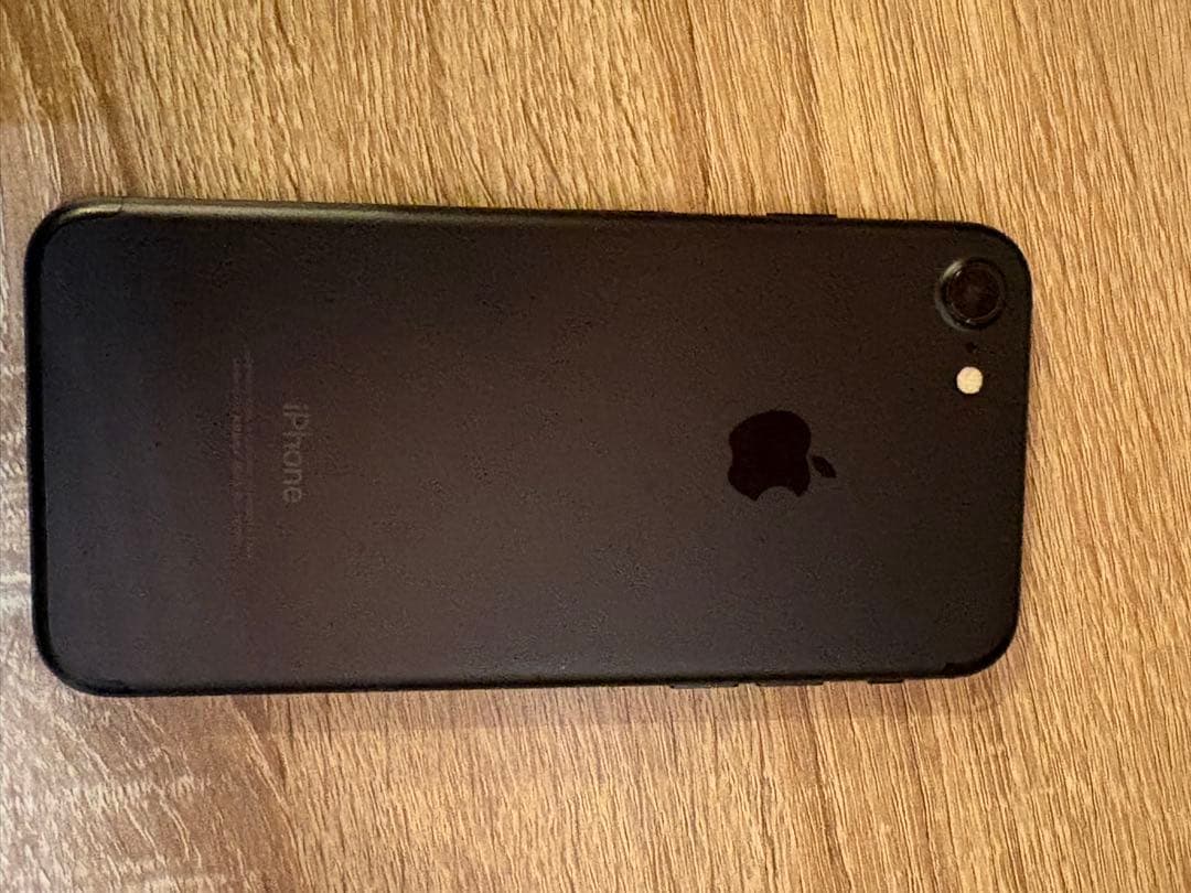 Apple iPhone 7 ブラック simフリー 128GB