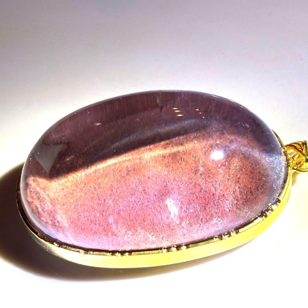 【超激レア希少石】天然ピンクマイカインクォーツ　特大ペンダント