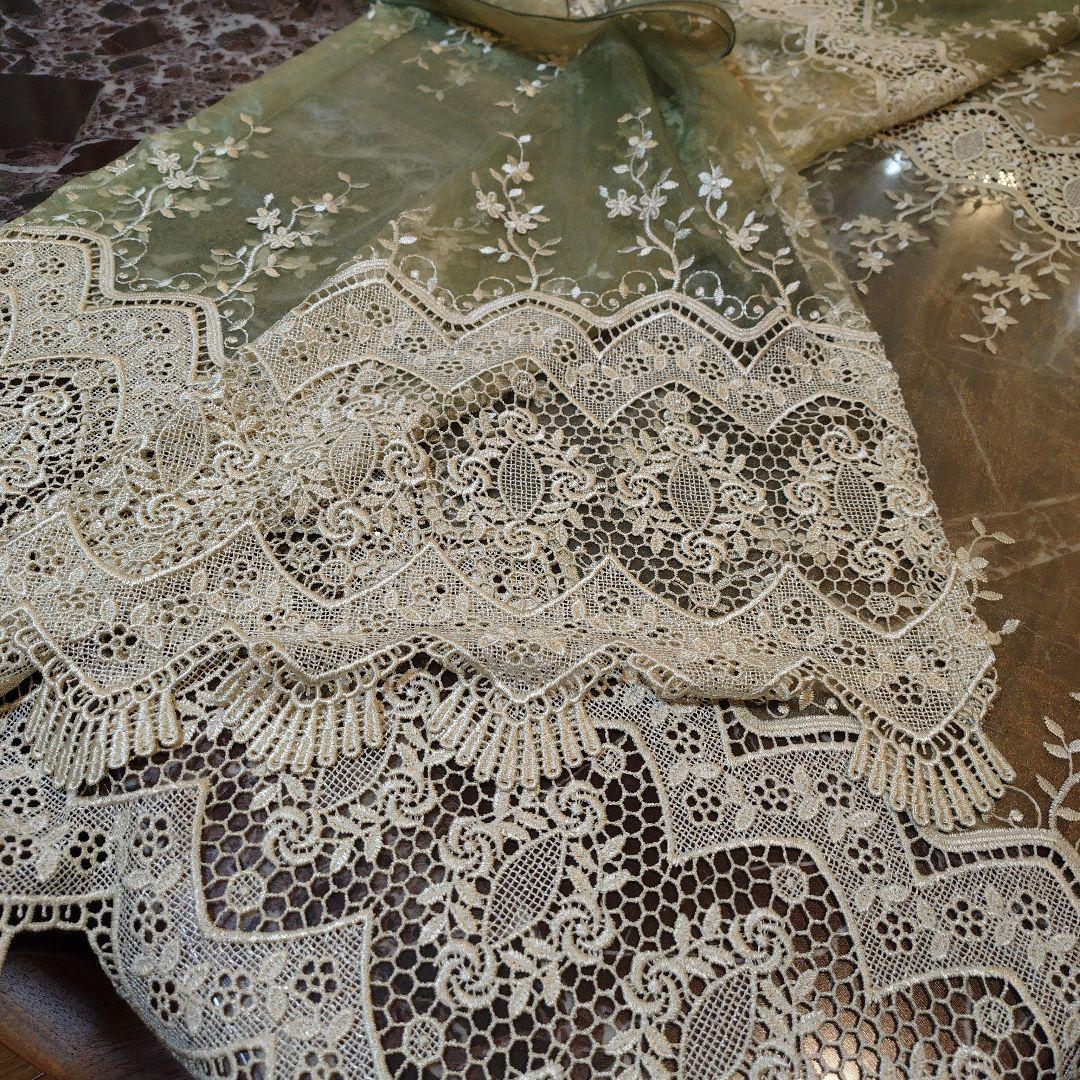 川島織物セルコン　オリーブグリーン 　刺繍レースカフェカーテン　暖簾