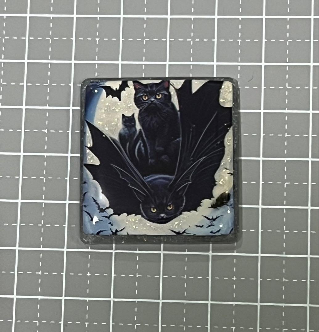 感謝価格(ㅅ´꒳` )コウモリと飛ぶ!!猫ちゃん  レジンヘアゴム