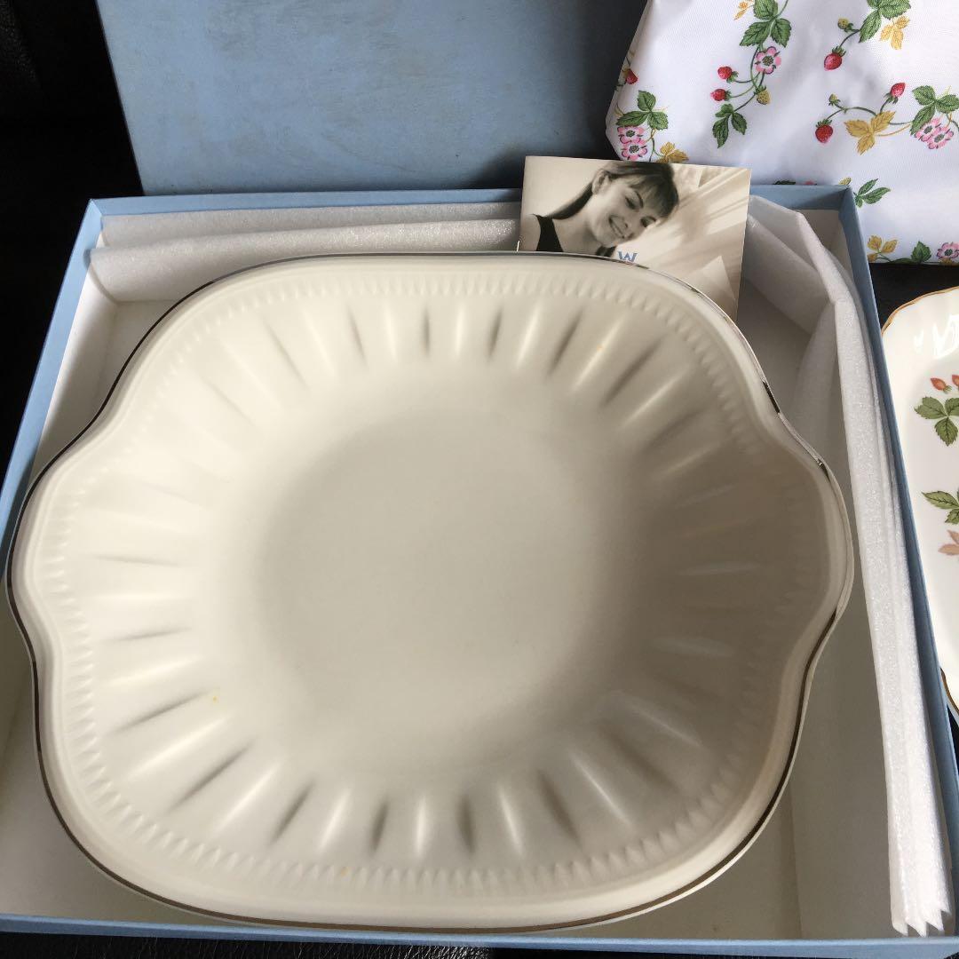 ウェッジウッドのお皿のセット