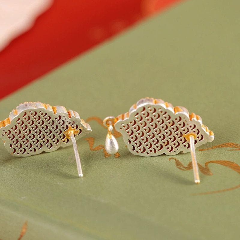 瓢箪のピアス - 七宝焼きが施された可愛らしい耳飾り P204