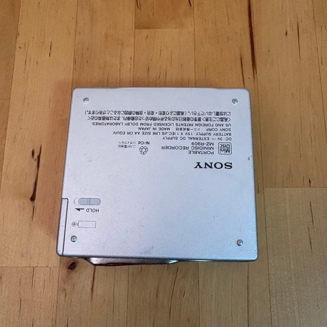 SONY MZ-R900 WALKMAN ポータブルMDレコーダー