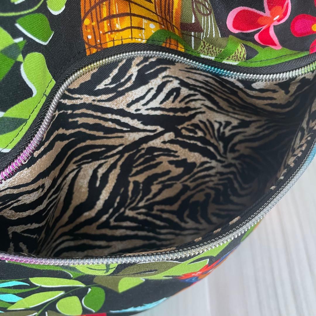 アレキサンダーヘンリー・フラガール ドローストリグバッグ・M