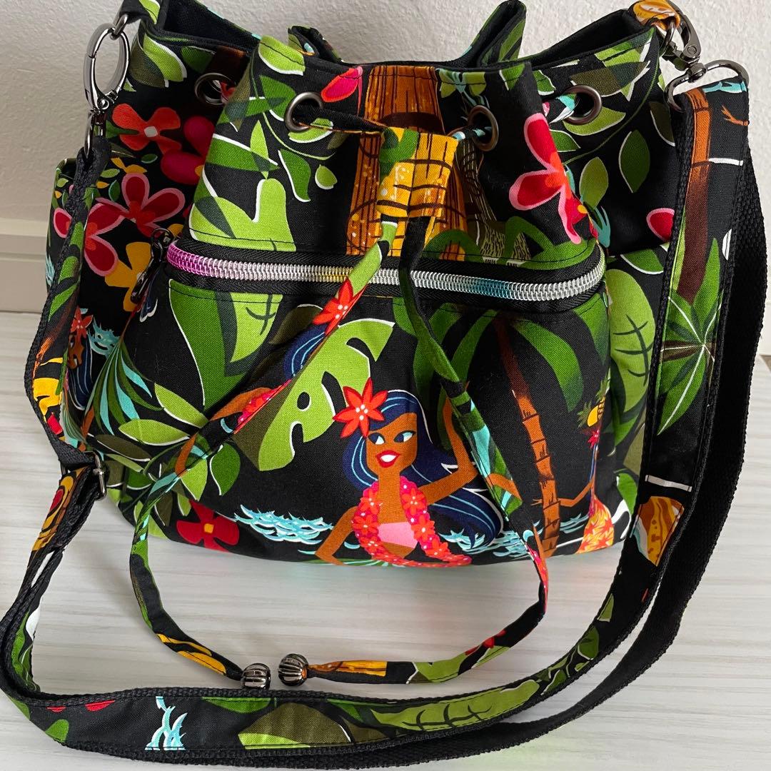 アレキサンダーヘンリー・フラガール ドローストリグバッグ・M