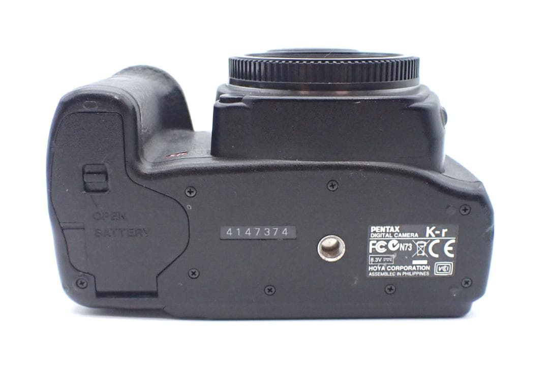 PENTAX　KR ボディ+充電器のみ　美品　換金セール中!!