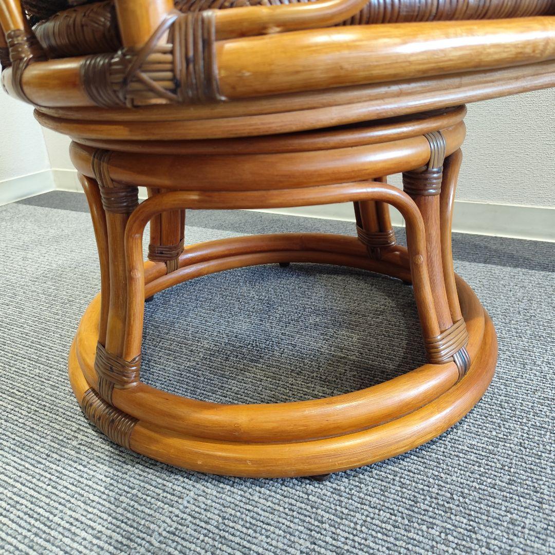 極上品 Kazama ラタン 回転 チェア クッション付 籐 ハイチェア