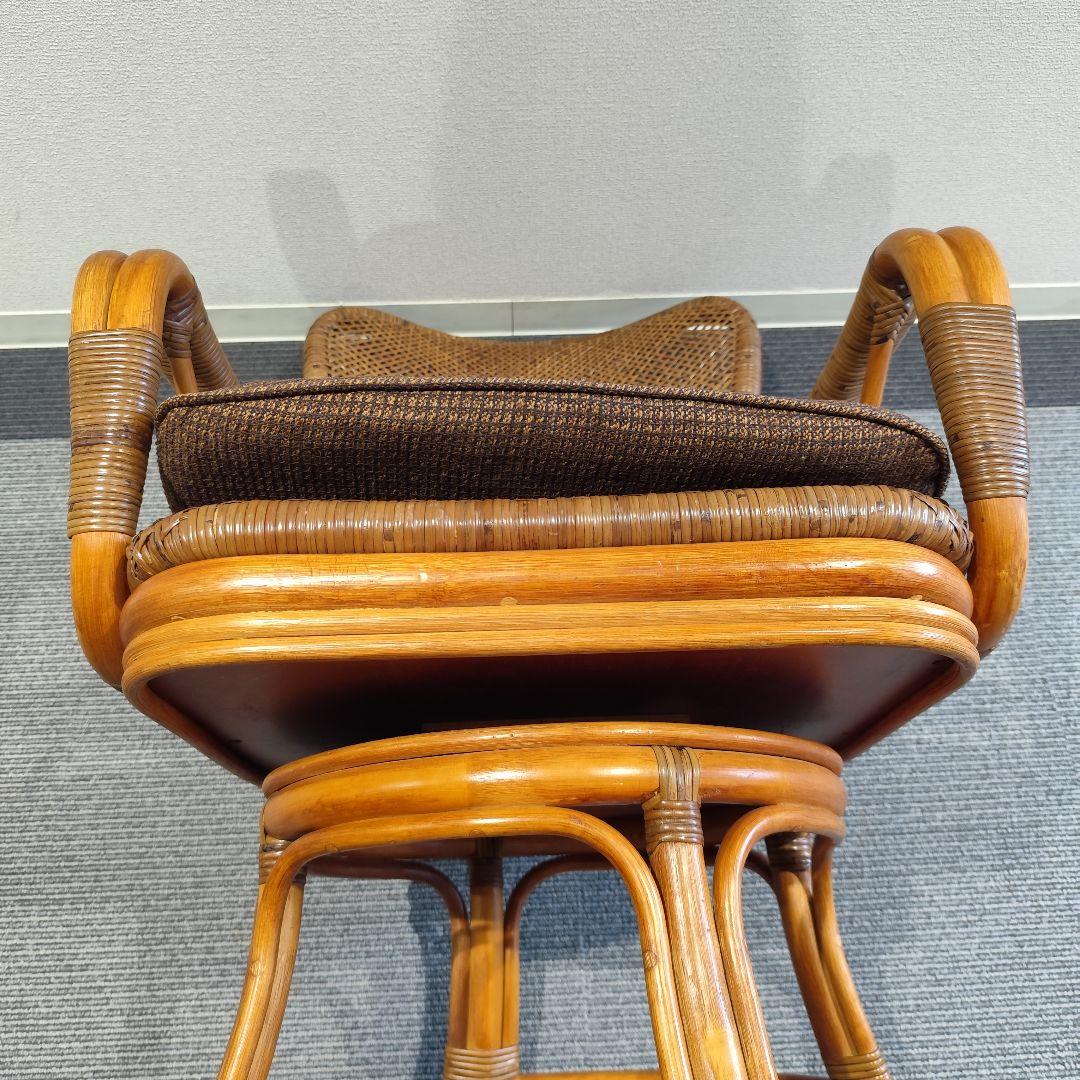 極上品 Kazama ラタン 回転 チェア クッション付 籐 ハイチェア
